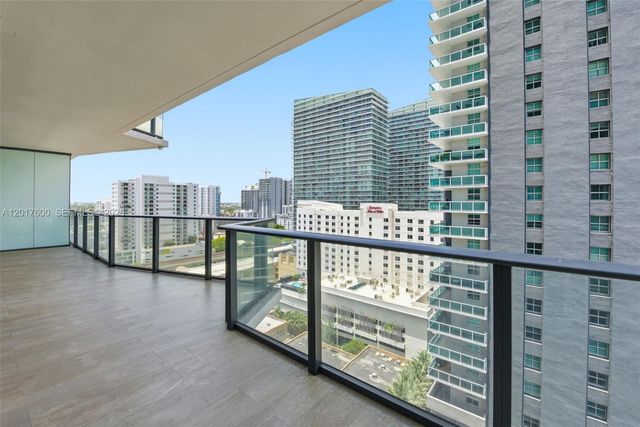 1300 S Miami Ave 1411, Miami, FL 33130