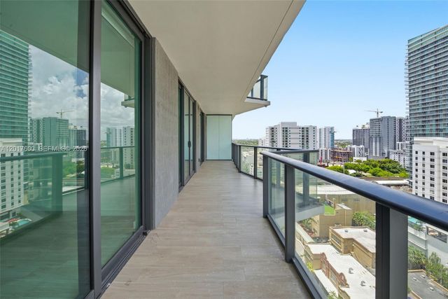 1300 S Miami Ave 1411, Miami, FL 33130