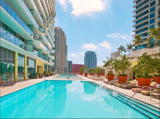 1300 S Miami Ave 1411, Miami, FL 33130