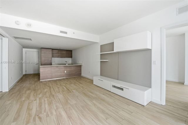 1300 S Miami Ave 1411, Miami, FL 33130