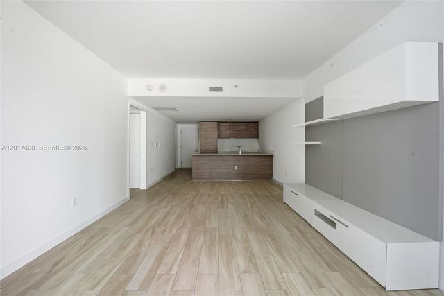 1300 S Miami Ave 1411, Miami, FL 33130