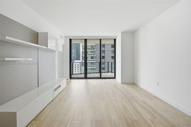 1300 S Miami Ave 1411, Miami, FL 33130