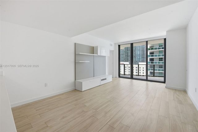 1300 S Miami Ave 1411, Miami, FL 33130