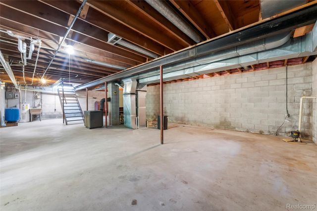 3250 Groveland Road, Groveland Township, MI 48462