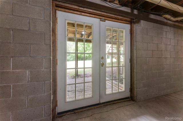3250 Groveland Road, Groveland Township, MI 48462