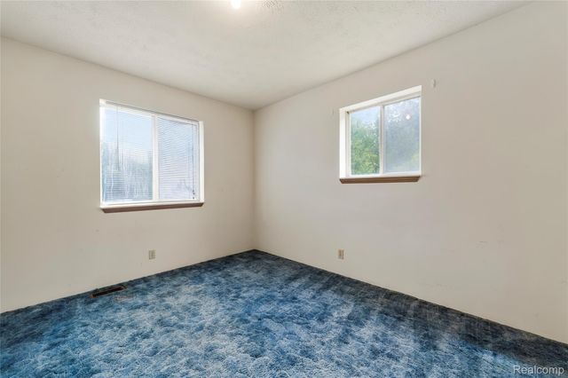 3250 Groveland Road, Groveland Township, MI 48462