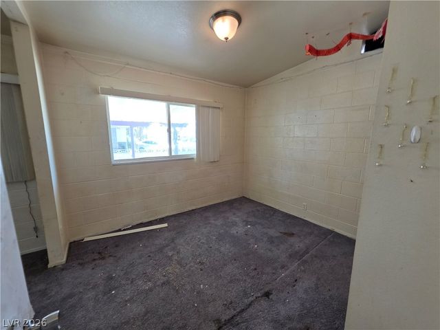 2806 Perliter Avenue, North Las Vegas, NV 89030
