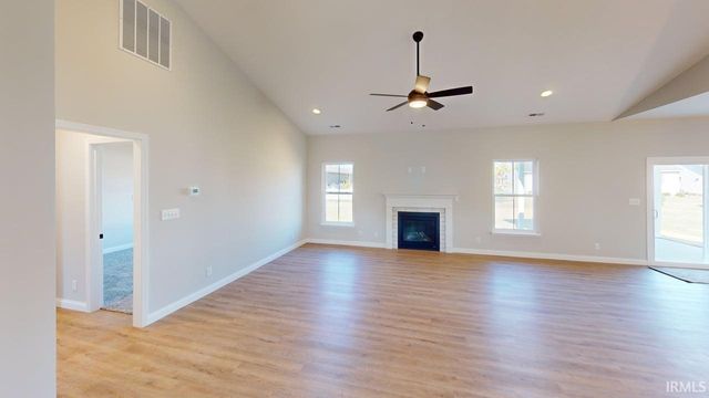 206 Royalwood Drive, Monticello, IN 47960