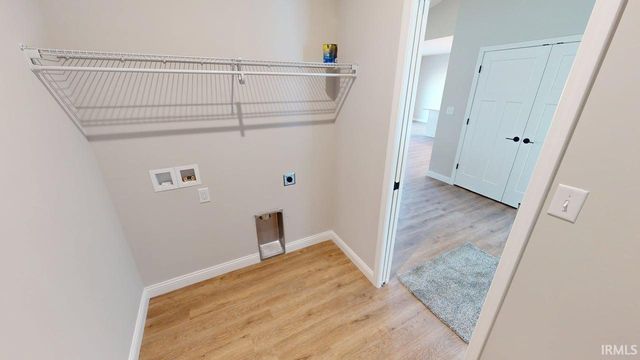 206 Royalwood Drive, Monticello, IN 47960