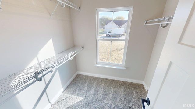 206 Royalwood Drive, Monticello, IN 47960