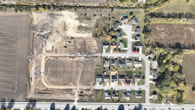 206 Royalwood Drive, Monticello, IN 47960