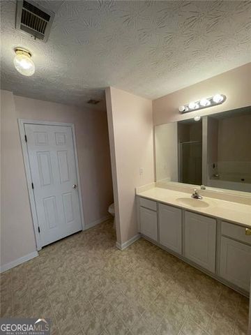 1028 Montague Place Court, Lawrenceville, GA 30043