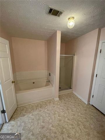 1028 Montague Place Court, Lawrenceville, GA 30043