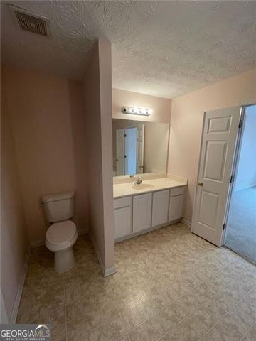 1028 Montague Place Court, Lawrenceville, GA 30043