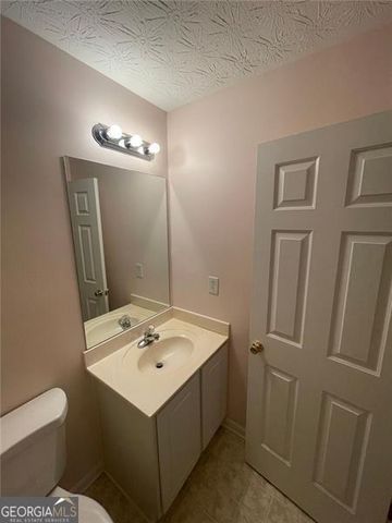 1028 Montague Place Court, Lawrenceville, GA 30043