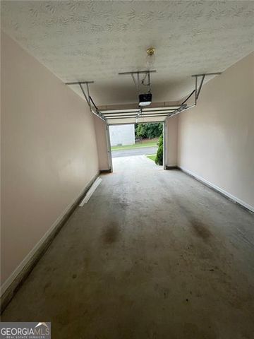 1028 Montague Place Court, Lawrenceville, GA 30043