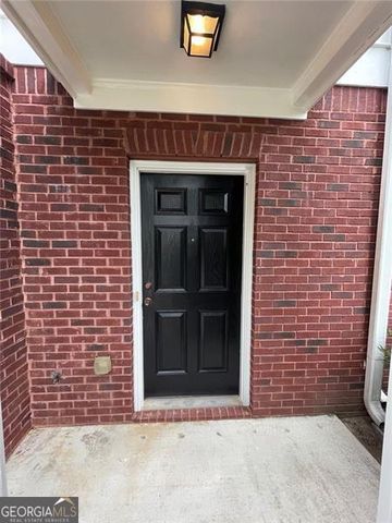 1028 Montague Place Court, Lawrenceville, GA 30043