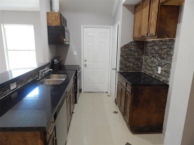 3835 Amos Street, Houston, TX 77021