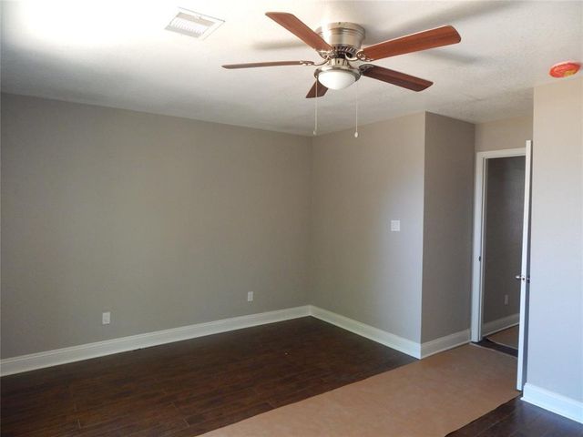 3835 Amos Street, Houston, TX 77021