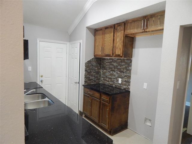 3835 Amos Street, Houston, TX 77021