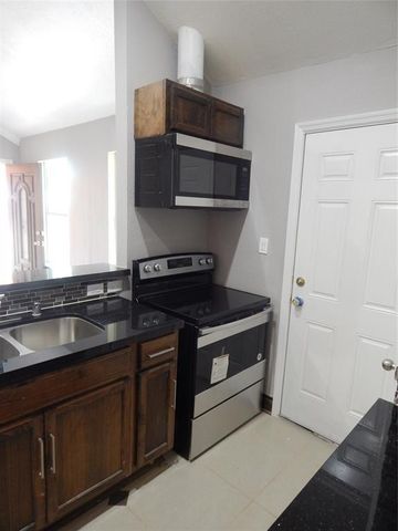 3835 Amos Street, Houston, TX 77021