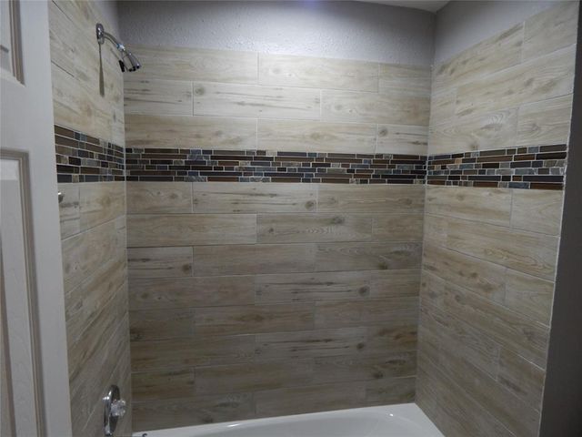 3835 Amos Street, Houston, TX 77021