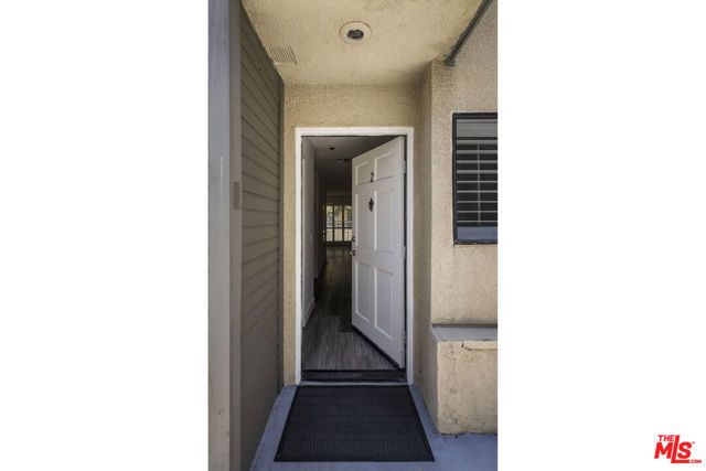 412 W Dryden Street 2, Glendale, CA 91202