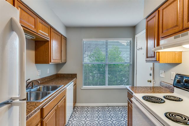 3828 W 7th 6, Fort Worth, TX 76107