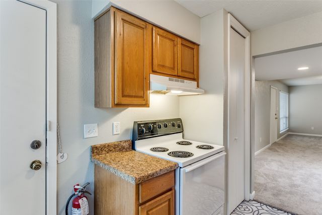 3828 W 7th 6, Fort Worth, TX 76107