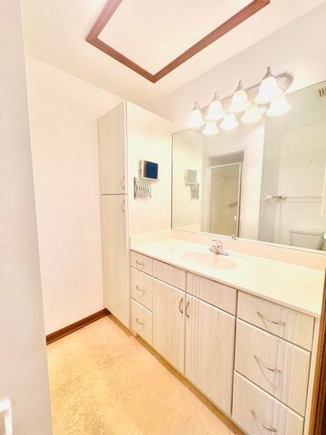 604 SE Castle Court D, Port St. Lucie D, Port St Lucie, FL 34952