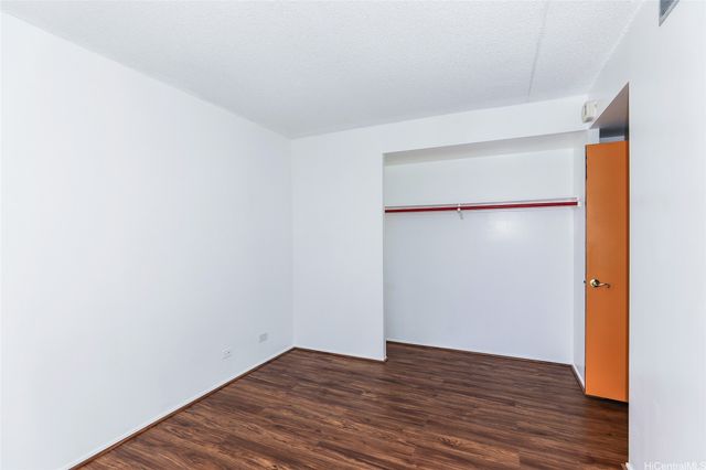 225 Queen Street 20D, Honolulu, HI 96813