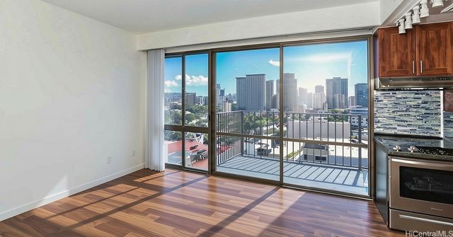 225 Queen Street 20D, Honolulu, HI 96813
