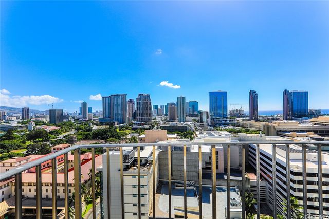 225 Queen Street 20D, Honolulu, HI 96813