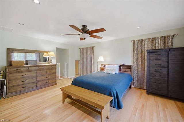 1220 Olive RD, Virginia Beach, VA 23464