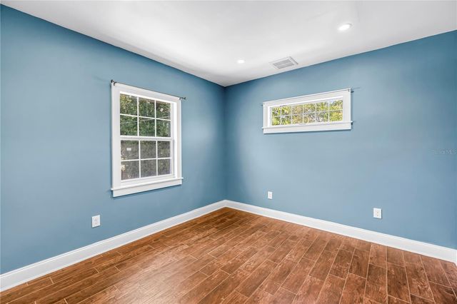 519 31ST AVENUE N, St Petersburg, FL 33704