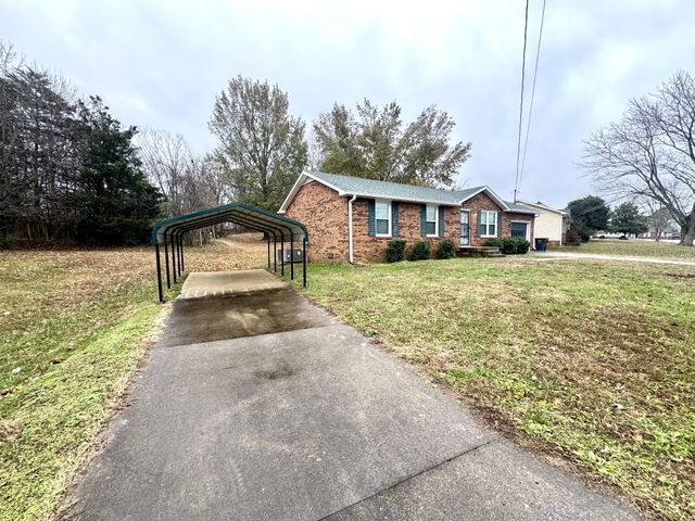 403 Judy Lynn Dr, Clarksville, TN 37042