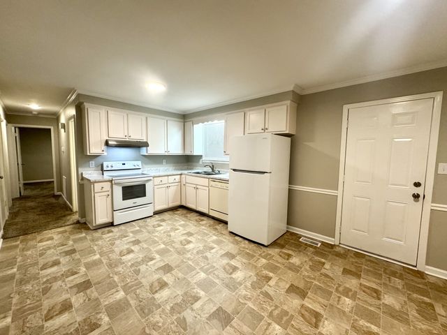 403 Judy Lynn Dr, Clarksville, TN 37042