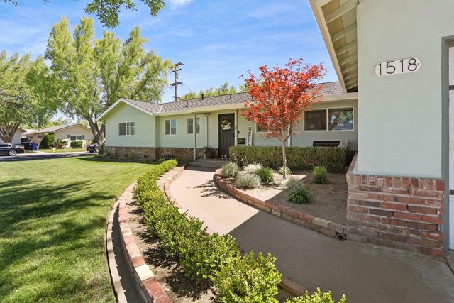 1518 Carverwood Dr, Modesto, CA 95350