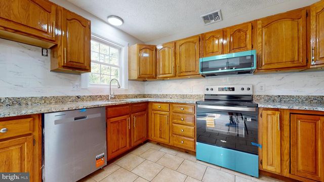 5145 PLEASANT MILLS RD, Hammonton, NJ 08037