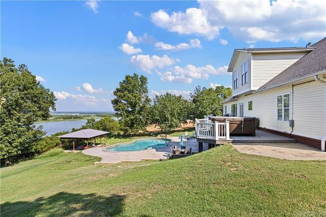 544 Painters Ln, Lamar, AR 72846