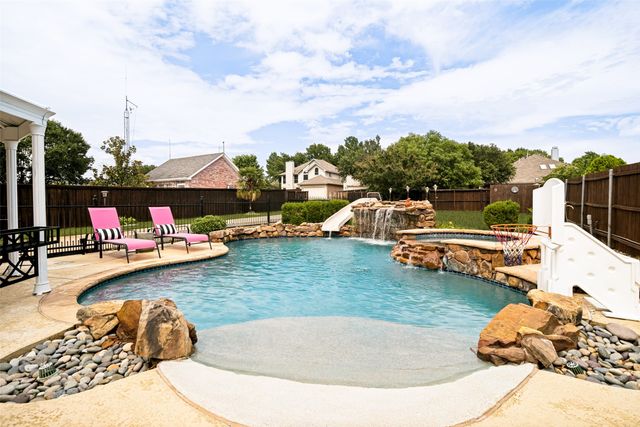 4304 Cape Cod Drive, The Colony, TX 75056