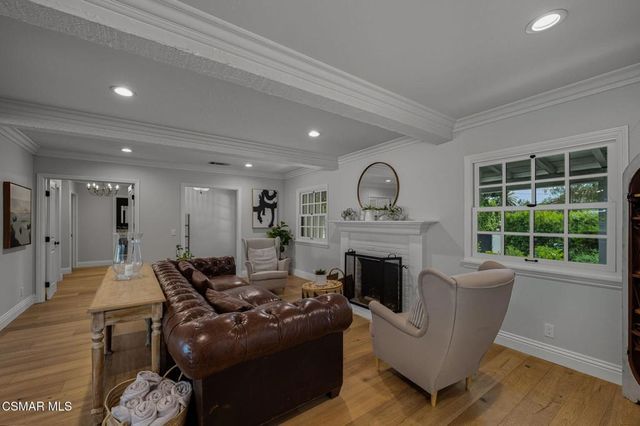 5101 Vanalden Avenue, Tarzana, CA 91356