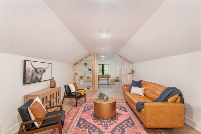 329 N Sarah Ct, Derby, KS 67037