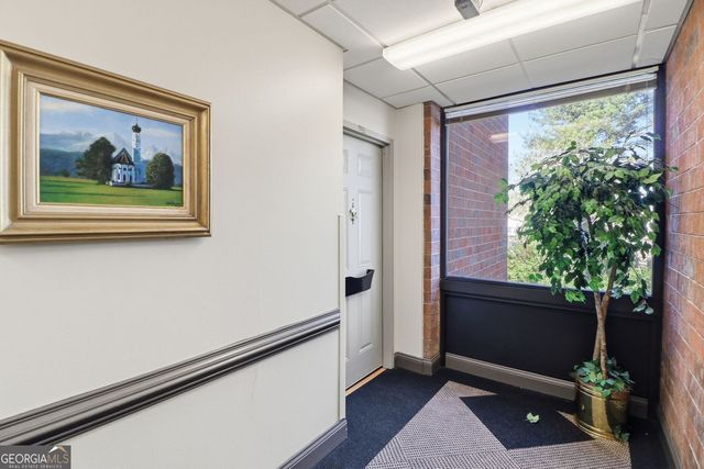 300 Johnson Ferry Road NE B202, Atlanta, GA 30328