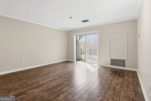300 Johnson Ferry Road NE B202, Atlanta, GA 30328