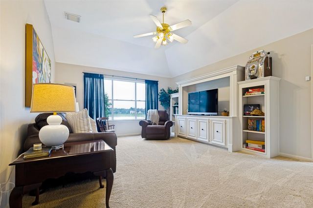 511 Royal Lakes Boulevard, Richmond, TX 77469
