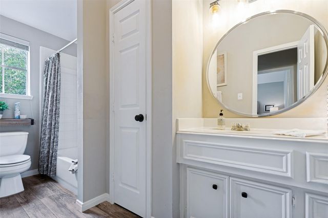 511 Royal Lakes Boulevard, Richmond, TX 77469