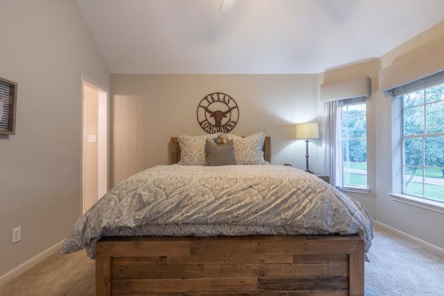511 Royal Lakes Boulevard, Richmond, TX 77469