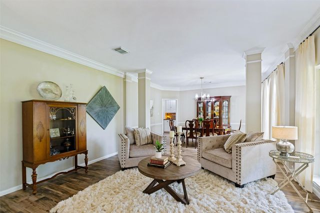 511 Royal Lakes Boulevard, Richmond, TX 77469