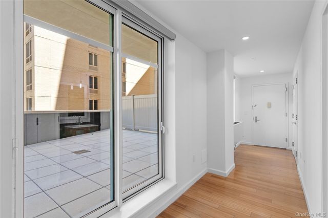 24-15 Queens Plaza N 3A, Long Island City, NY 11101